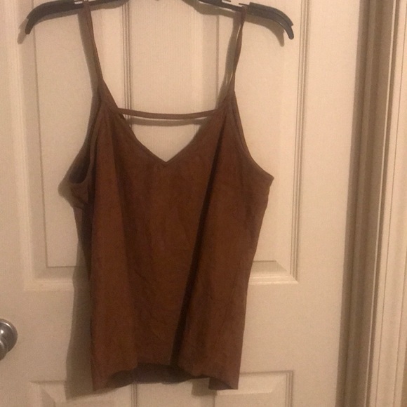 Top - Picture 2 of 2